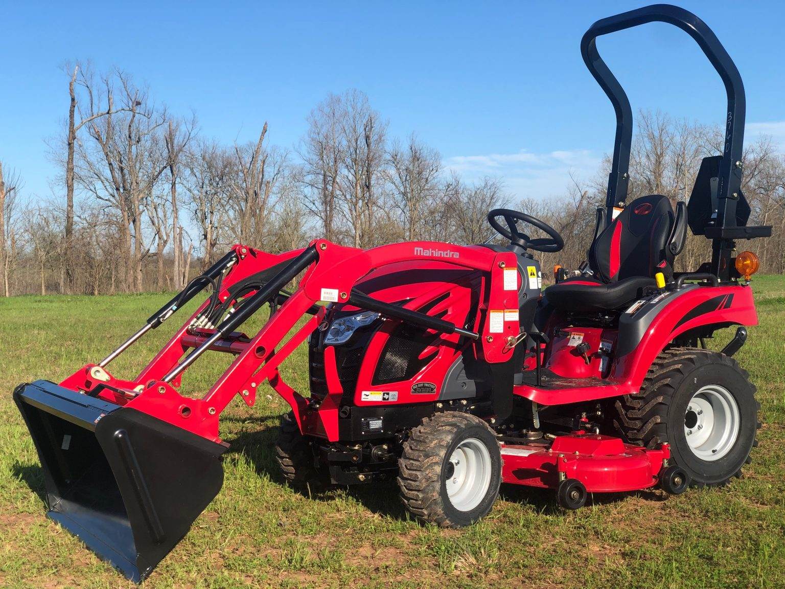 MAHINDRA O/S TRACTORS | Red Dirt Tractors